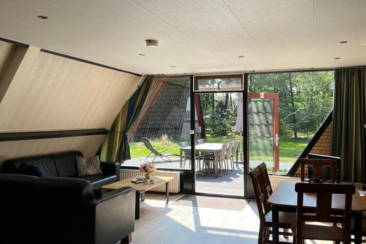 Lovely Holiday Home In Limburg Amid Lush Forest Stramproy Exteriör bild